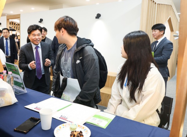 2026학년도 DU일자리(+)더하기 취업박람회 일학습병행사업(4년제대 재학형) 홍보부스 운영